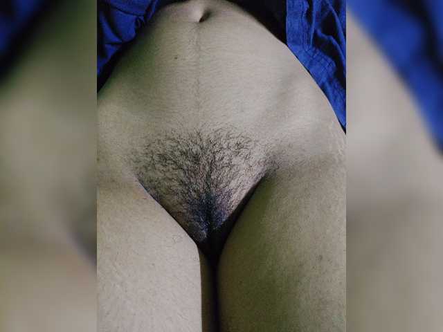 AadhyaLove live webcam show
