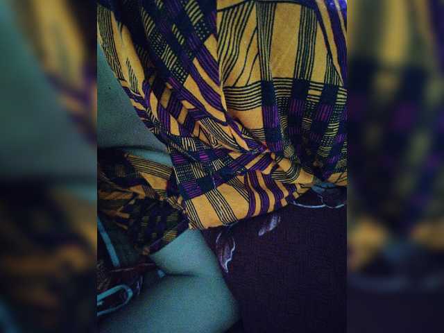 YourAadhya live cam on BongaCams