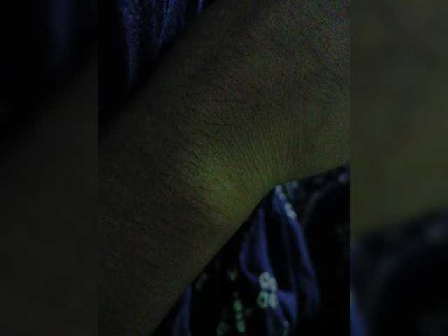 YourAadhya live cam on BongaCams
