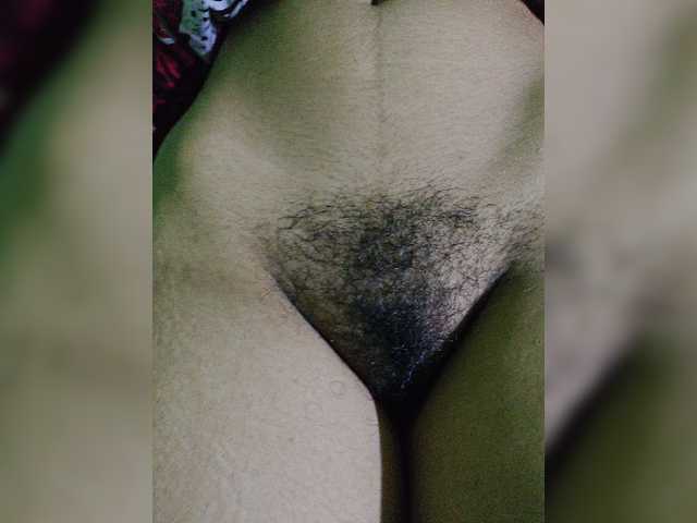 YourAadhya live cam on BongaCams