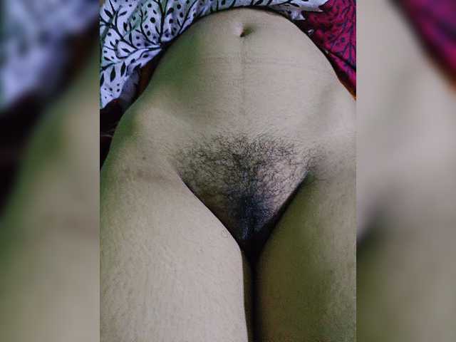 YourAadhya live cam on BongaCams