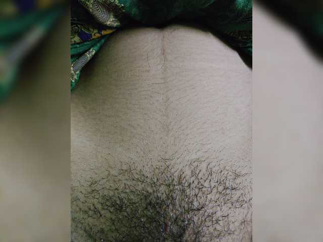 YourAadhya live cam on BongaCams