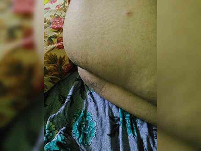 Aadhyababy webcam
