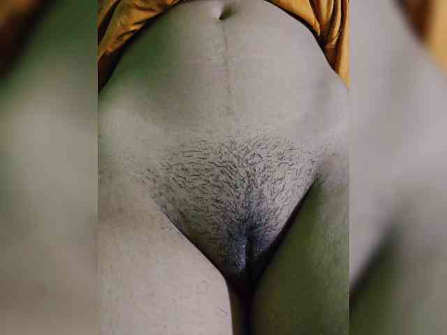 AadhyaLove webcam