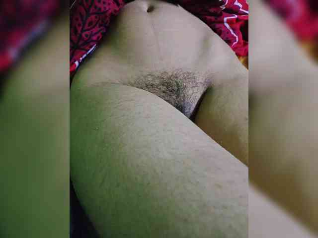 AadhyaLove webcam