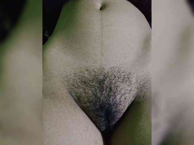 AadhyaLove webcam