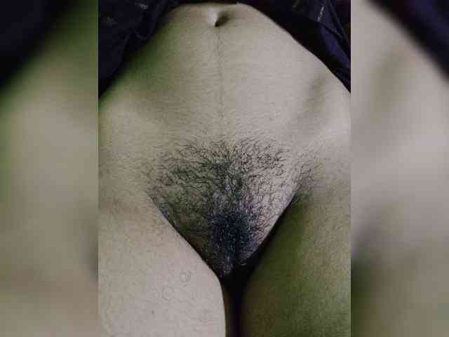AadhyaLove webcam