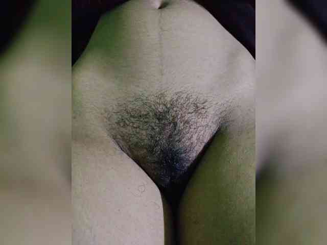 AadhyaLove webcam
