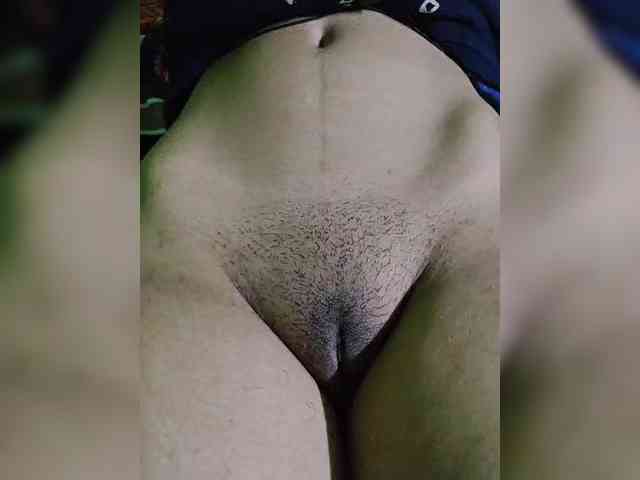 AadhyaLove webcam