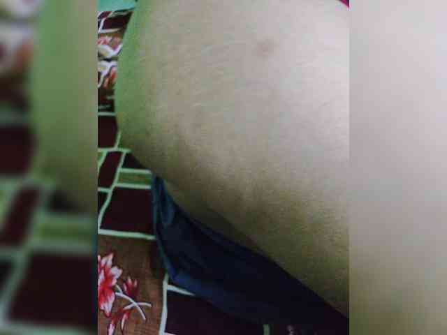 Aadhyababy webcam