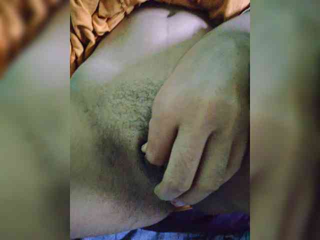 AadhyaLove webcam
