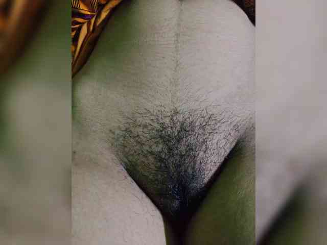Aadhyababy webcam