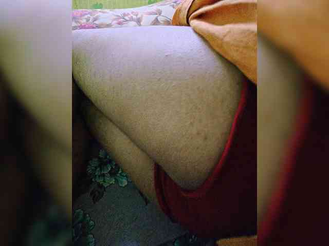 AadhyaLove webcam