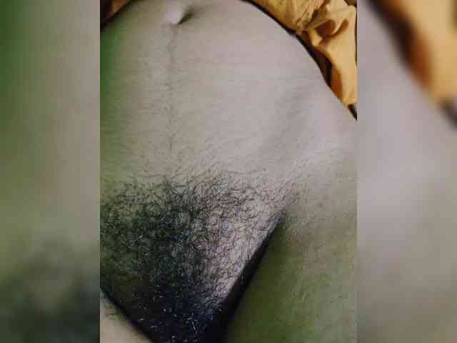 Aadhyababy webcam