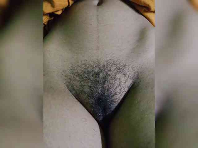 AadhyaLove webcam