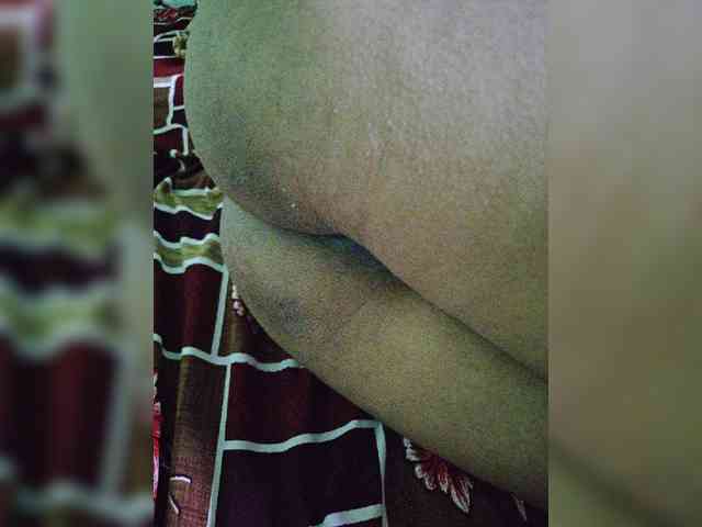 Aadhyababy webcam