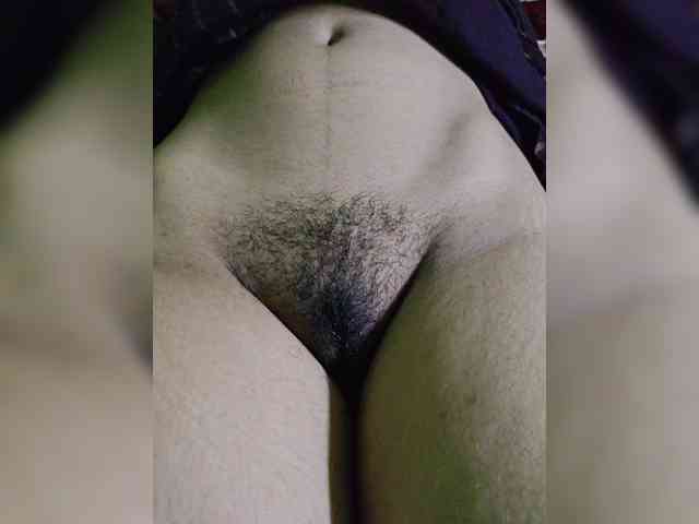 AadhyaLove webcam