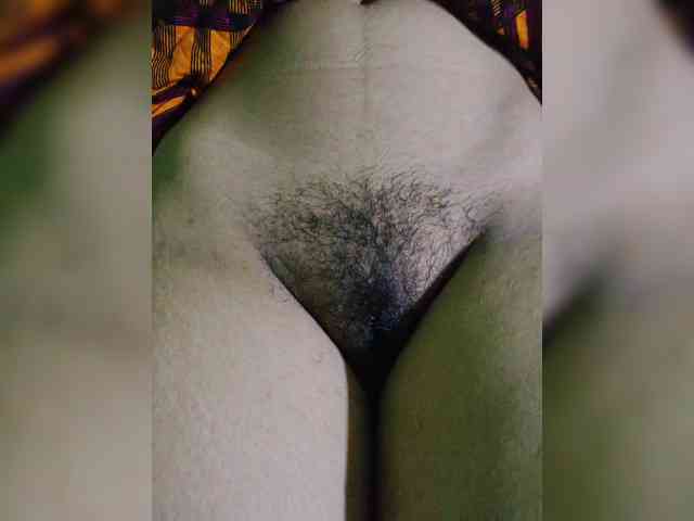 AadhyaLove webcam