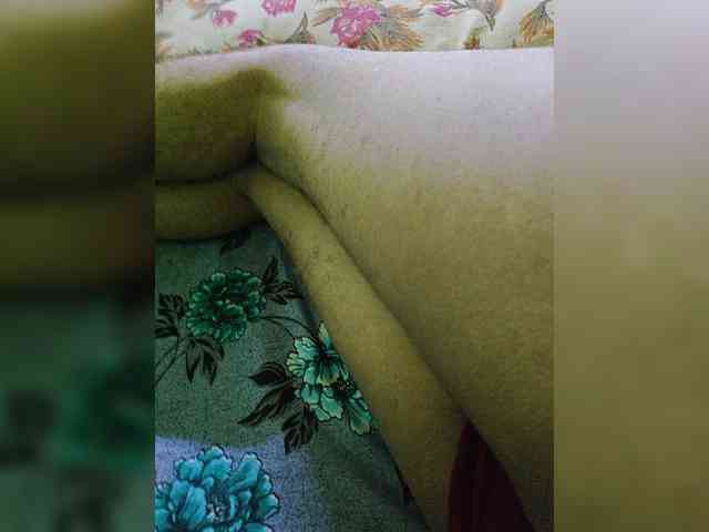 AadhyaLove webcam