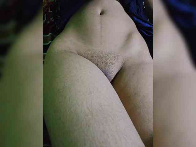 AadhyaLove webcam