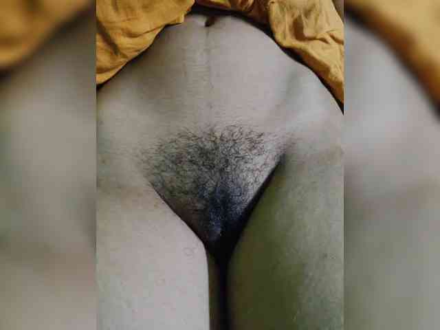 AadhyaLove webcam