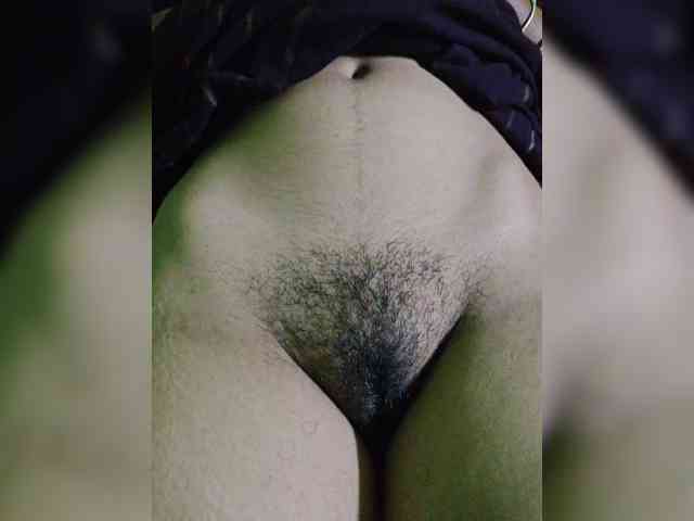 AadhyaLove webcam