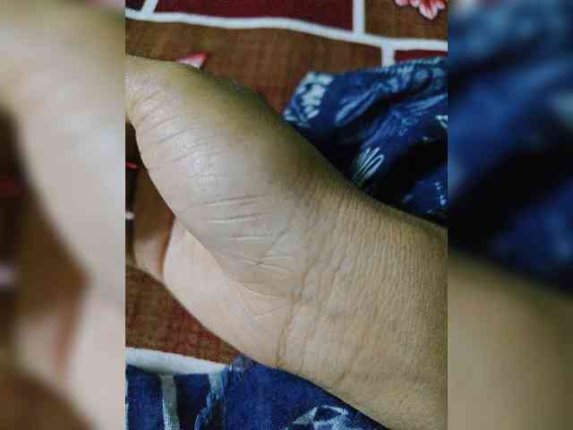 AadhyaLove webcam