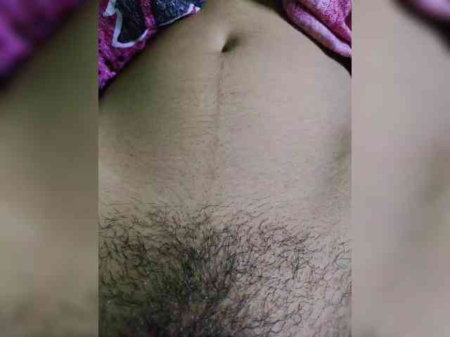 AadhyaLove webcam