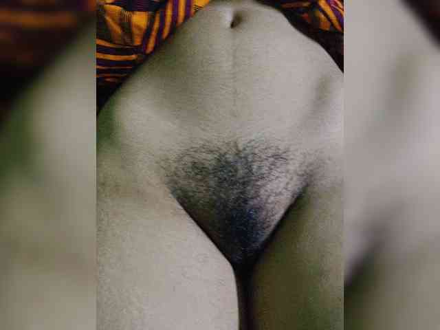 AadhyaLove webcam