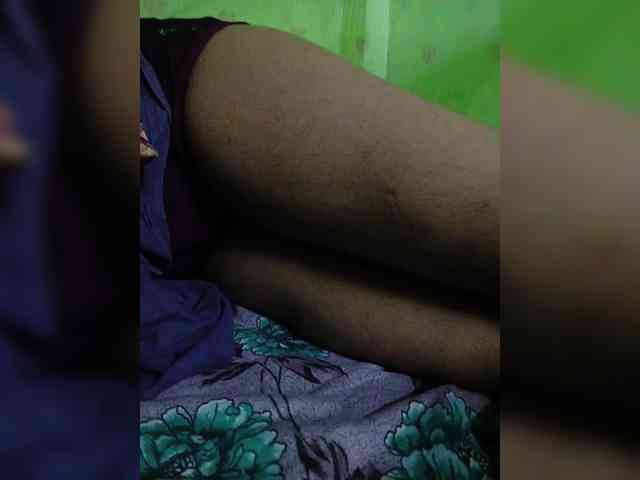 AadhyaLove webcam