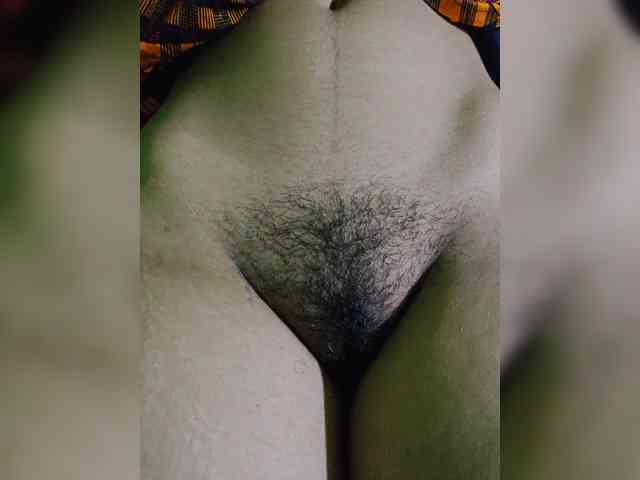 AadhyaLove webcam