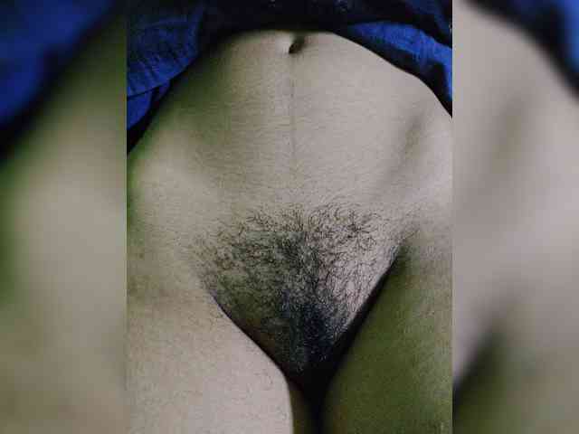 AadhyaLove webcam