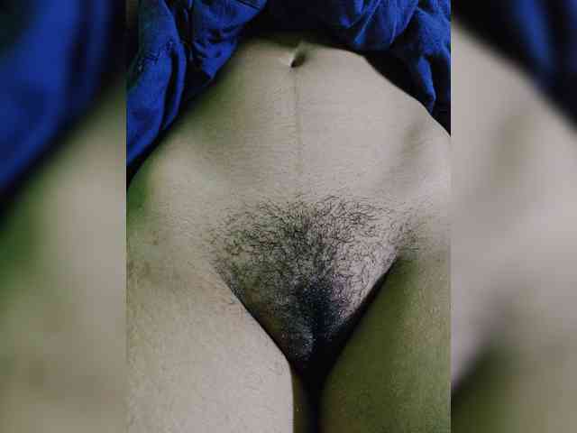 AadhyaLove webcam