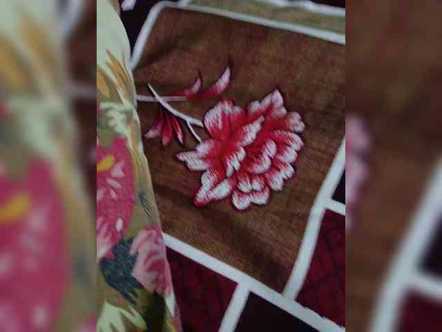 AadhyaLove webcam