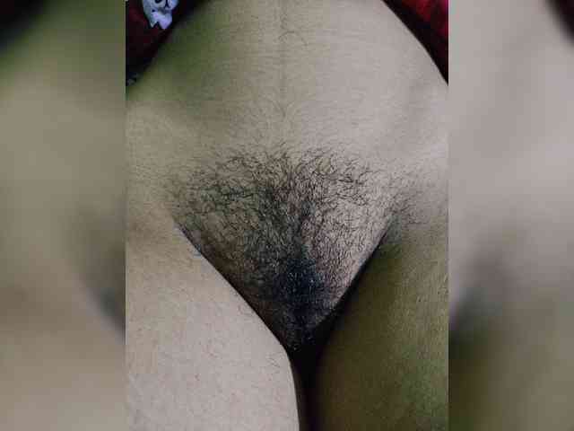 AadhyaLove webcam