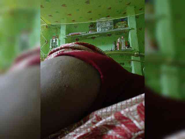 AadhyaLove webcam