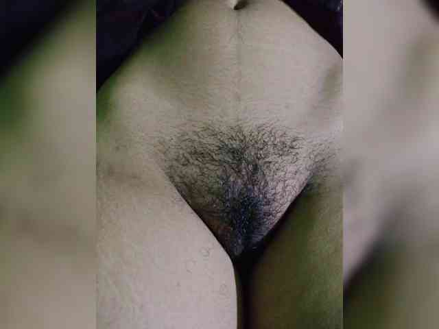 AadhyaLove webcam