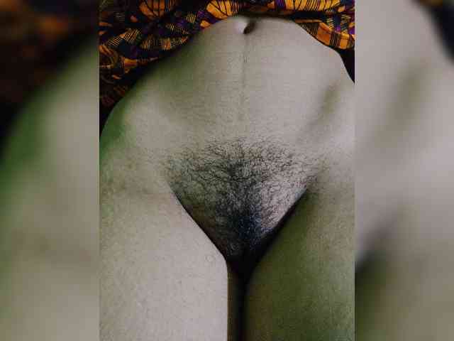 AadhyaLove webcam