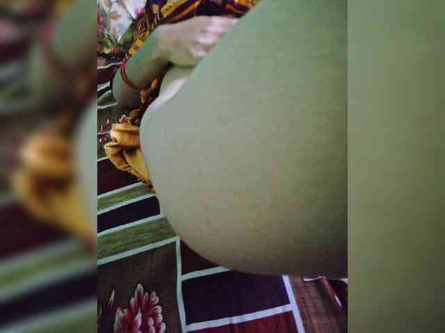 Aadhyababy webcam