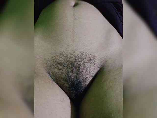 AadhyaLove webcam