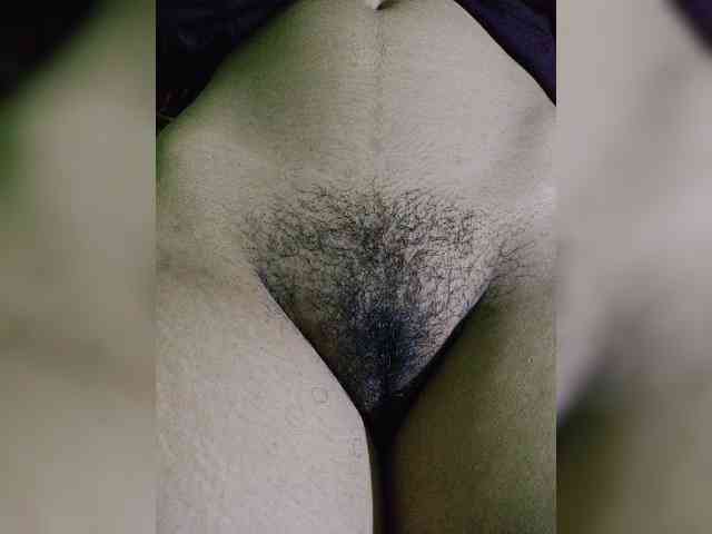 AadhyaLove webcam
