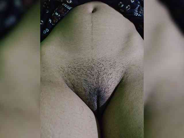 AadhyaLove webcam
