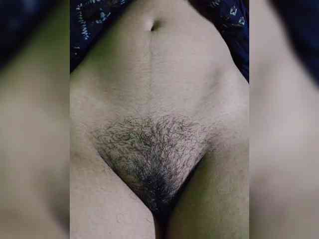 AadhyaLove webcam