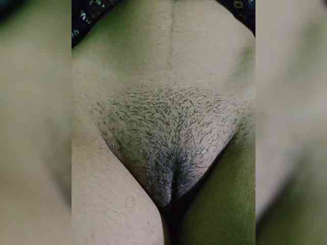 AadhyaLove webcam