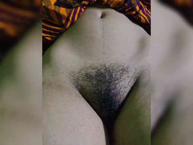 AadhyaLove webcam