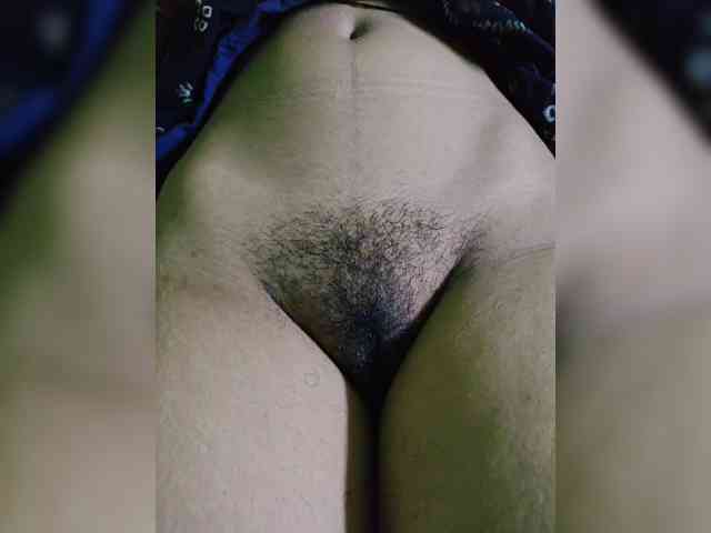 AadhyaLove webcam
