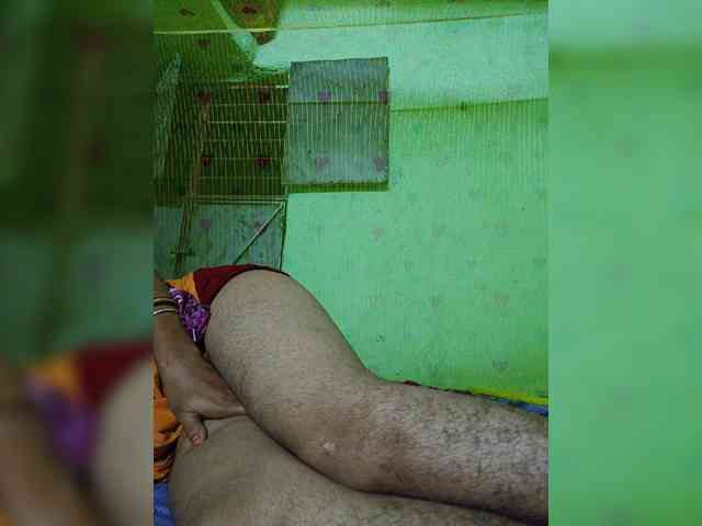 AadhyaLove webcam