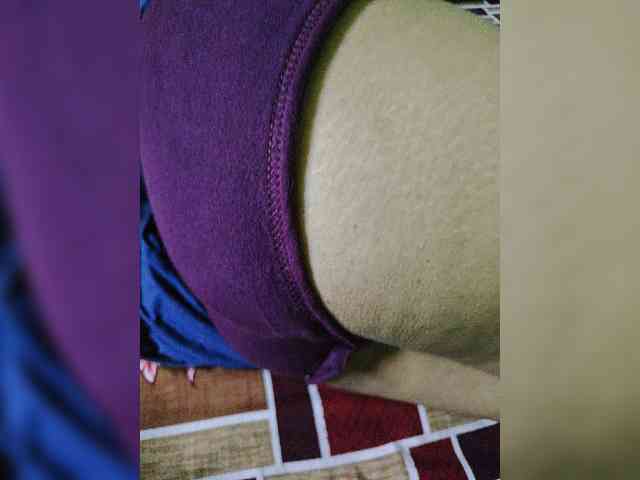 AadhyaLove webcam