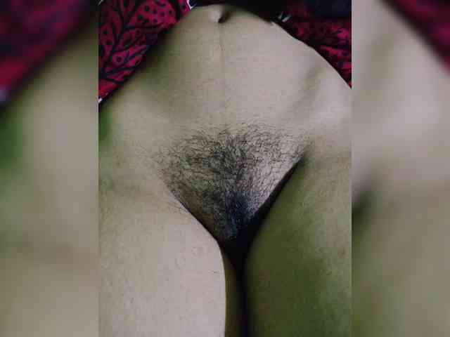 AadhyaLove webcam