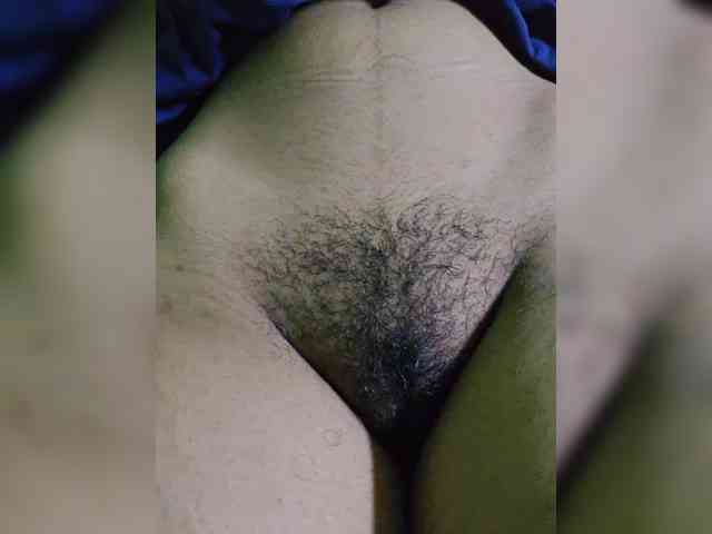 AadhyaLove webcam